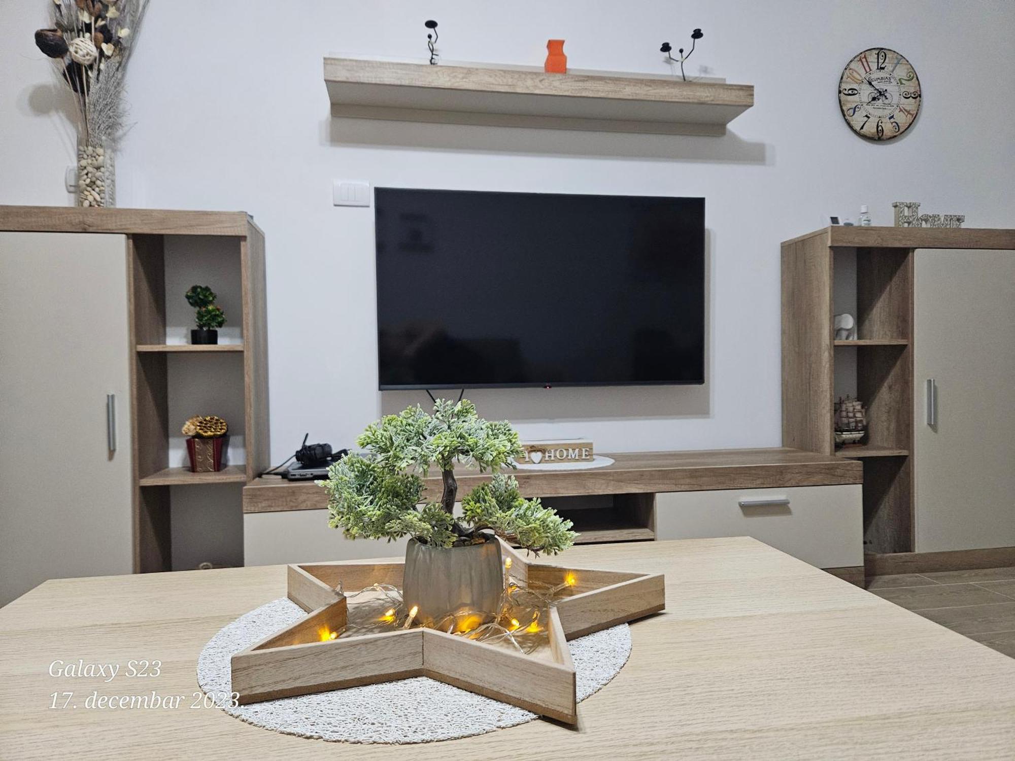 Apartman Vukota 2 ปิโรต์ ภายนอก รูปภาพ